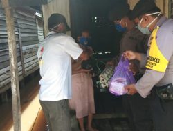Hidup Sebatang  Kara, Polsek Serahkan Bantuan