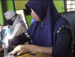 Pengrajin Masker Lokal terima order dari PT. PJB UBJOM