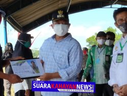 Presiden Batal Datang, 500 juta diserahkan KUR Melalui Menteri