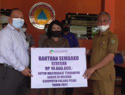 Bank Kalteng Peduli bencana Banjir Serahkan Bantuan Senilai 10 Juta