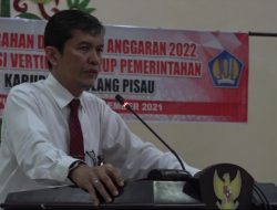 DIPA Instansi Vertikal diserahkan Bupati dari Dirjen Perbendaharaan Provinsi Kalteng