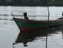 Berikan Alat Tangkap Untuk Tingkatkan Semangat Nelayan