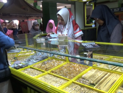 Harga Emas Stabil, Tapi Pembeli Sepi..!