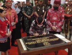 Bersamaan Dengan Sidang Sinode 2, Bupati Resmikan Kristiani Center