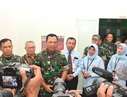 Pangdam V/Brawijaya, Mayjen TNI Farid Makruf, M.A. Beri Wejangan dan Motivasi Ratusan Mahasiswa Universitas Merdeka Madiun