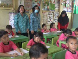 Lingkungan Balai Desa Sakakajang Potensial Telurkan Anak Cerdas