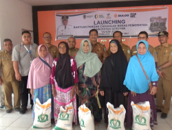 5248 Bantuan Candangan Pangan Diserahkan