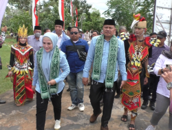 Iswanti dan Mistius Bersama Ratusan Pendukung Resmi Daftar ke KPU