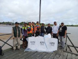 Kawal Distribusi Logistik Pilkada menuju Pesisir Laut Jawa