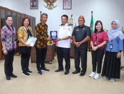 Perkuat Sinergi dalam Pengembangan dan Pelestarian Bahasa, Bupati Seruyan Audiensi Bersama Kepala Balai Bahasa Kalteng