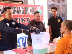 Polres Seruyan Musnahkan Barbuk Narkotika Jenis Sabu Dari Tiga Kasus Berbeda