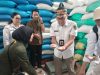 Pastikan Kualitas Bantuan Terjamin, Asisten II Cek Langsung Beras dan Minyak Goreng di Bulog Sampit