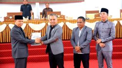 Wabup Guru H Supian Sampaikan Raperda APBD 2027